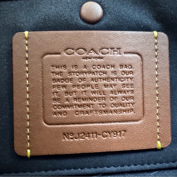 Coach Bowery 22 in Black - Picture 9 of 12